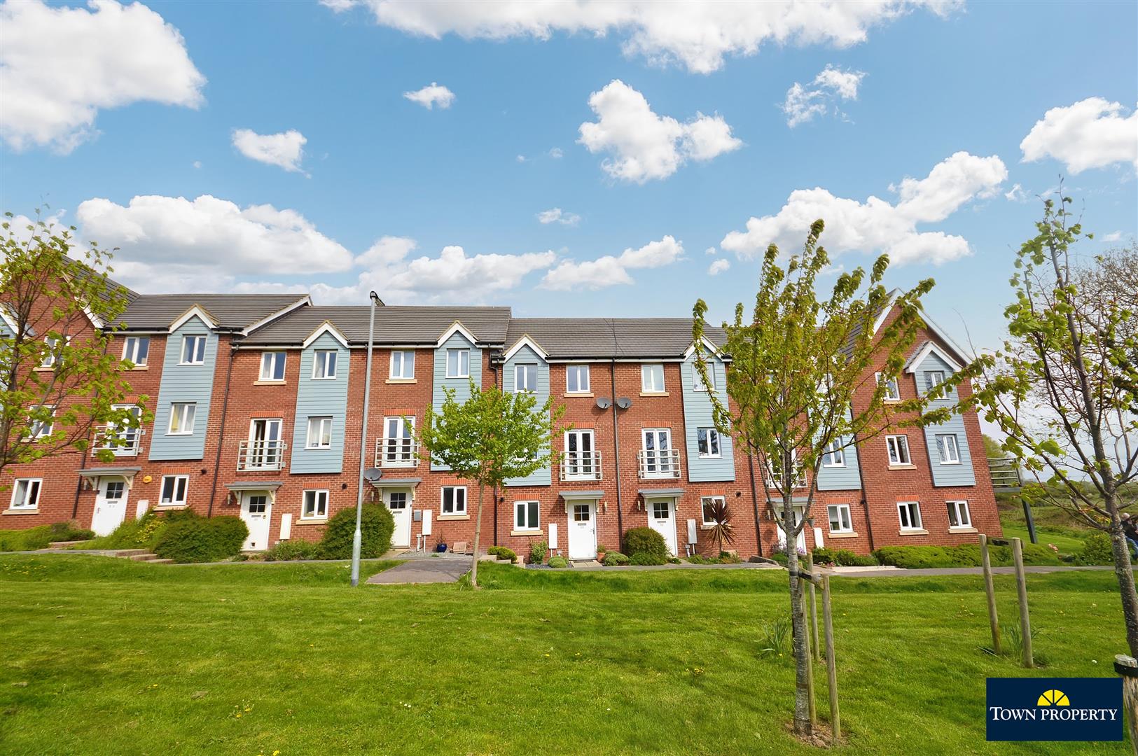 Property Details for Weavers Close Eastbourne East Sussex BN21 2BH